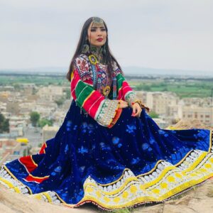 🧵 Gand-e-Kochi – Traditional Afghani Dress 🇦🇫